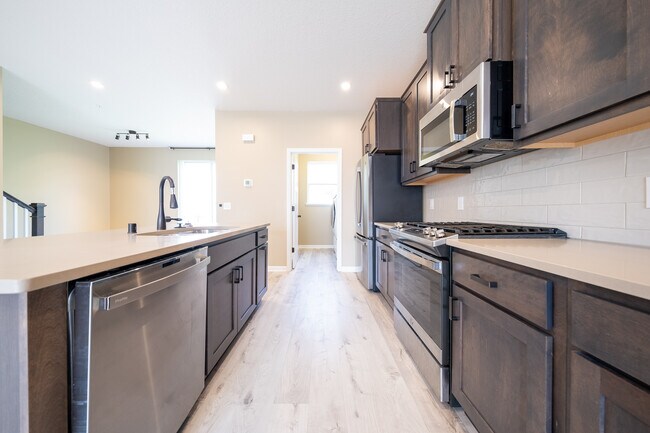 Building Photo - 6637 Jody Ave S