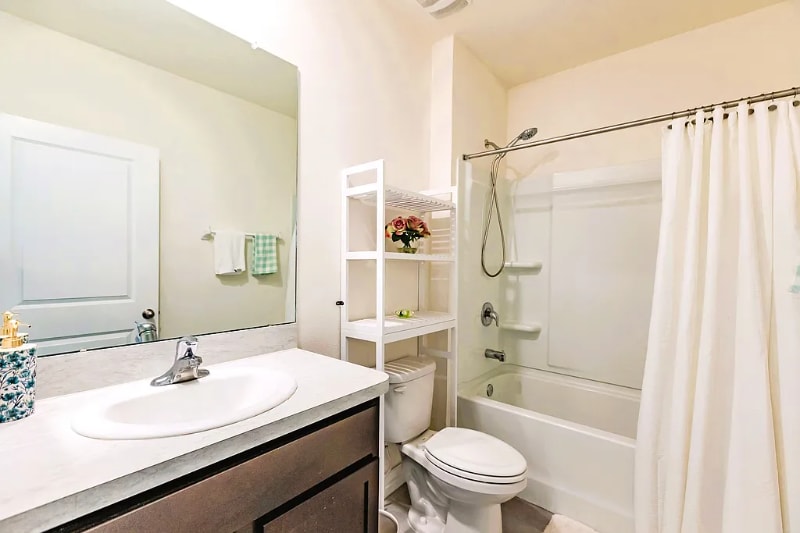 Building Photo - 17148 Reserva Dr