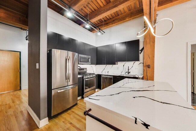 Building Photo - 1133 S Wabash Ave