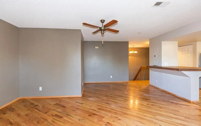 Building Photo - 12513 E Pacific Cir