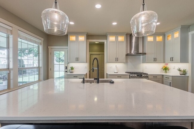 Building Photo - Stunningly Upgraded 4-Bedroom Home in Prime Eagle Location