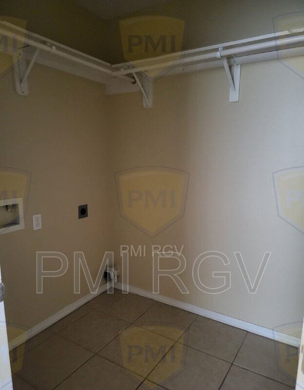 Building Photo - 1502 Quitaca Dr