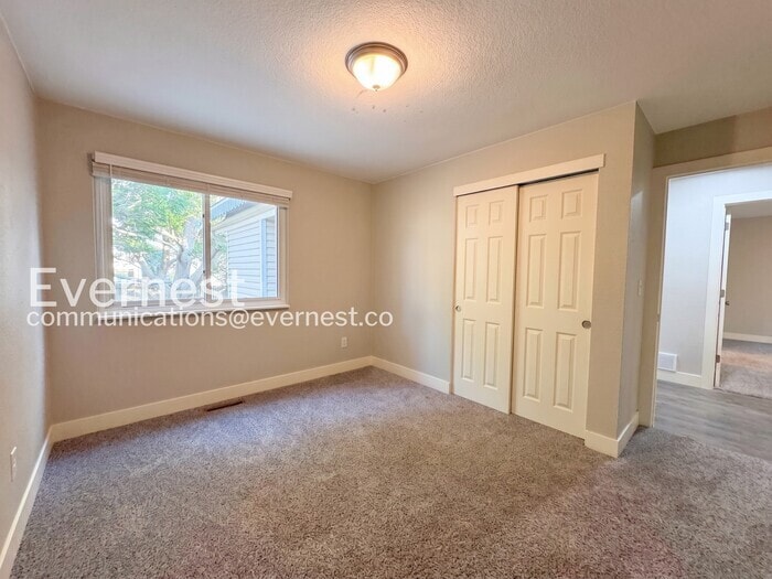 Building Photo - 18354 E Crestline Cir