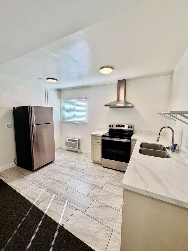 Floorplan - 7524 Sepulveda Blvd