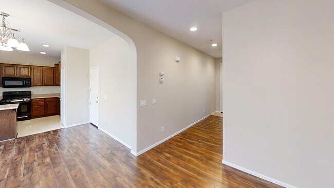 Building Photo - 33421 Wallace Way