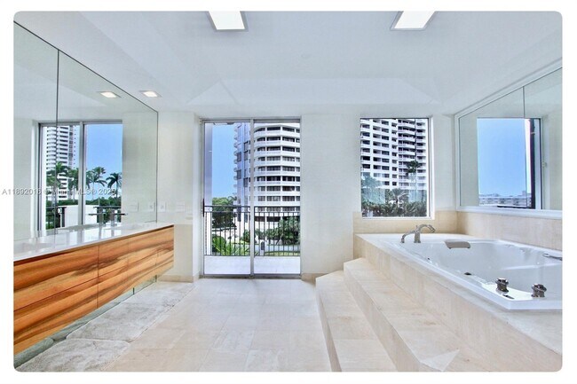 Building Photo - 3500 Island Blvd
