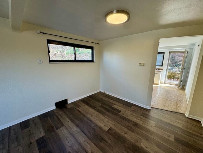 Building Photo - 229-231 Marylea Avenue (LO)