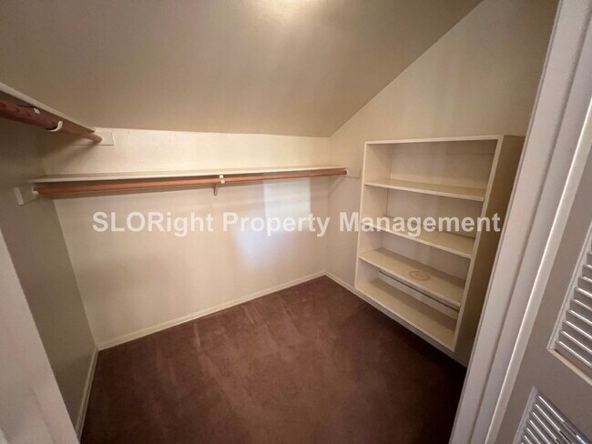 Building Photo - AVAILABLE JUNE- Condo Near Downtown SLO - 2 Bed / 2.5 Bath