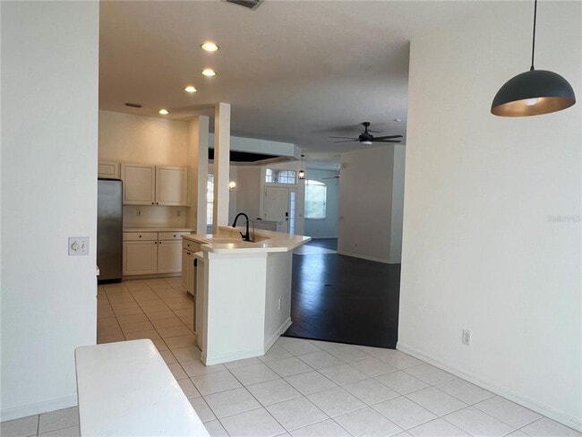 Building Photo - 7813 Castleisland Dr