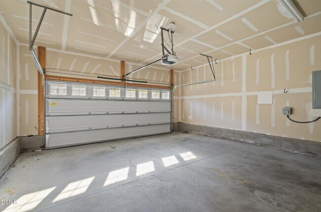 Building Photo - 4525 Cottendale Dr
