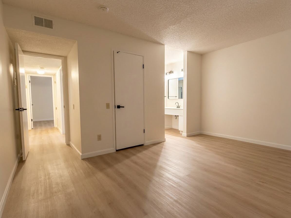 Building Photo - 796 Woodside Ln E