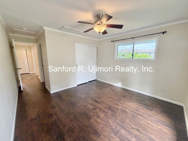 Building Photo - lumif201