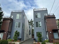 Building Photo - Beautiful high end home in Ballard fir Rent!