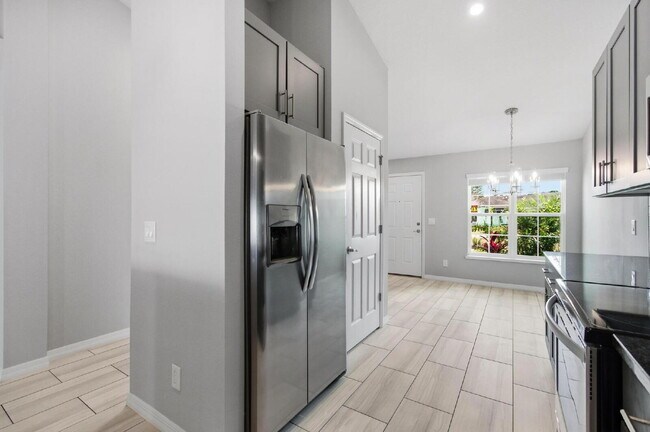 Building Photo - Matanzas Woods