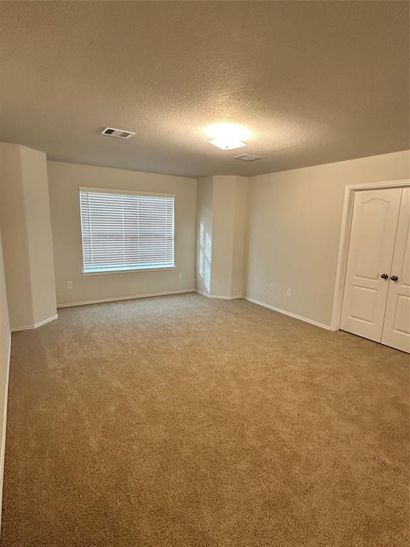Building Photo - 652 Woodhaven Lks Dr