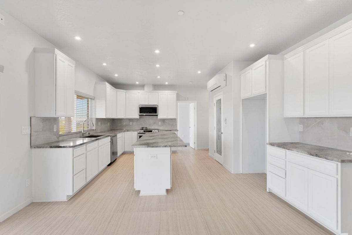 Building Photo - 24548 Ledbury Rd