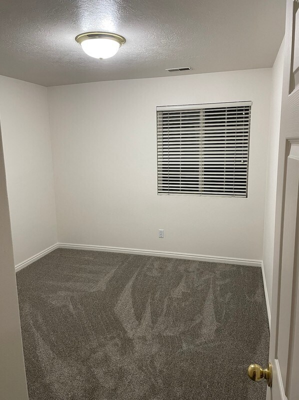 Building Photo - 14021 Sonora Way