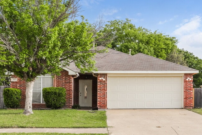 Building Photo - 317 Glen Meadow Dr