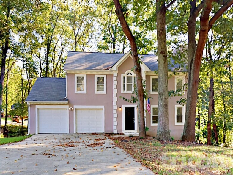 Building Photo - 730 Sugar Springs Ln SW