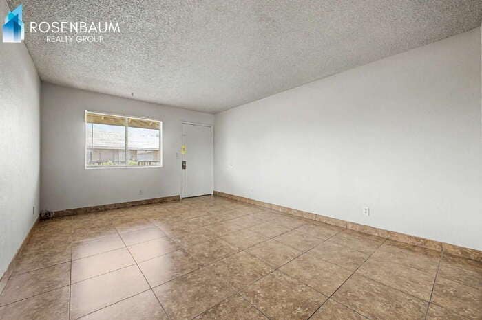 Building Photo - 1746 E 6th Ave