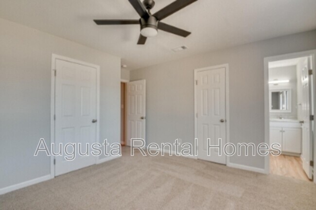 Building Photo - 301A Old Plantation Road