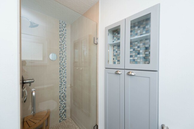 Building Photo - Live the ultimate Space Coast waterfront lifestyle at this stunning beachside canal home in Satel...