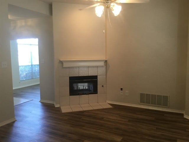 Building Photo - 901 Worden Dr