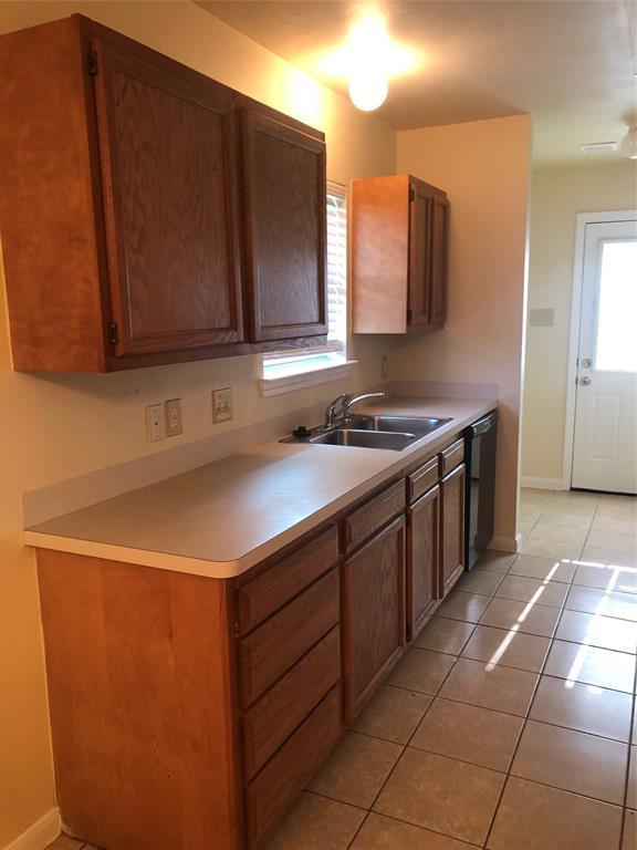 Building Photo - 5329 Tallowwood Terrace