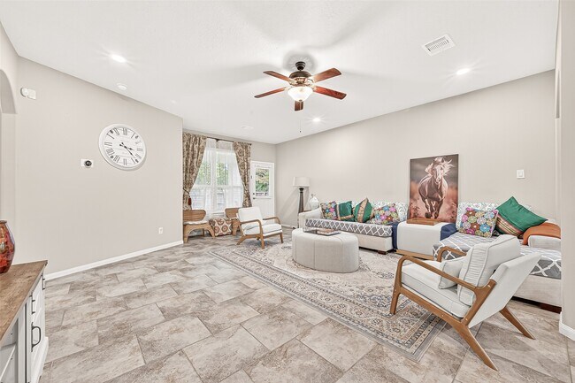 Building Photo - 20702 Sommerset Branch Ct