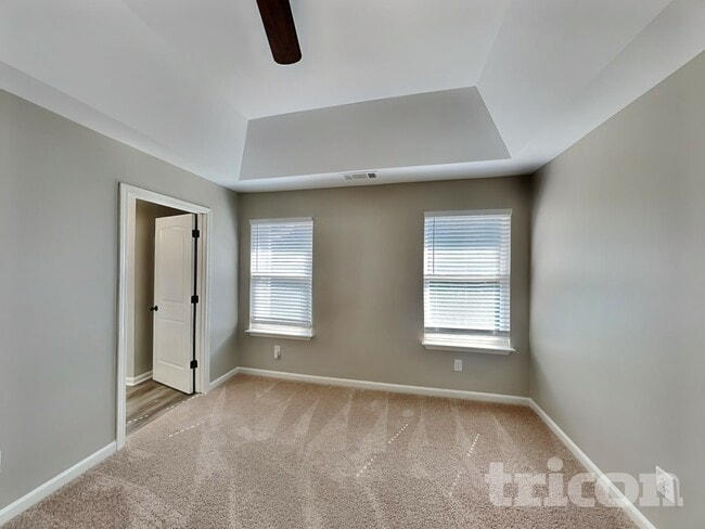 Building Photo - 295 Oak Meadows Dr