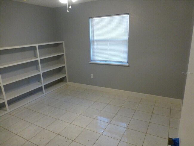 Building Photo - 1890 Wolford Rd