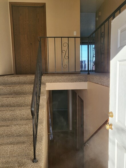 Building Photo - 1512 9th Ave N