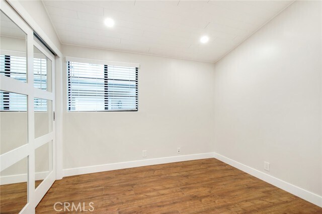 Building Photo - 925 Quivera St