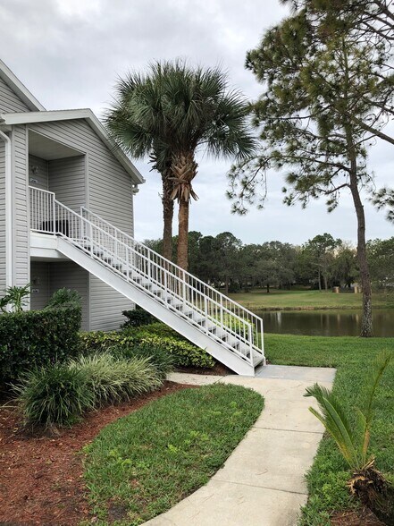 Building Photo - 2508 Grassy Point Dr