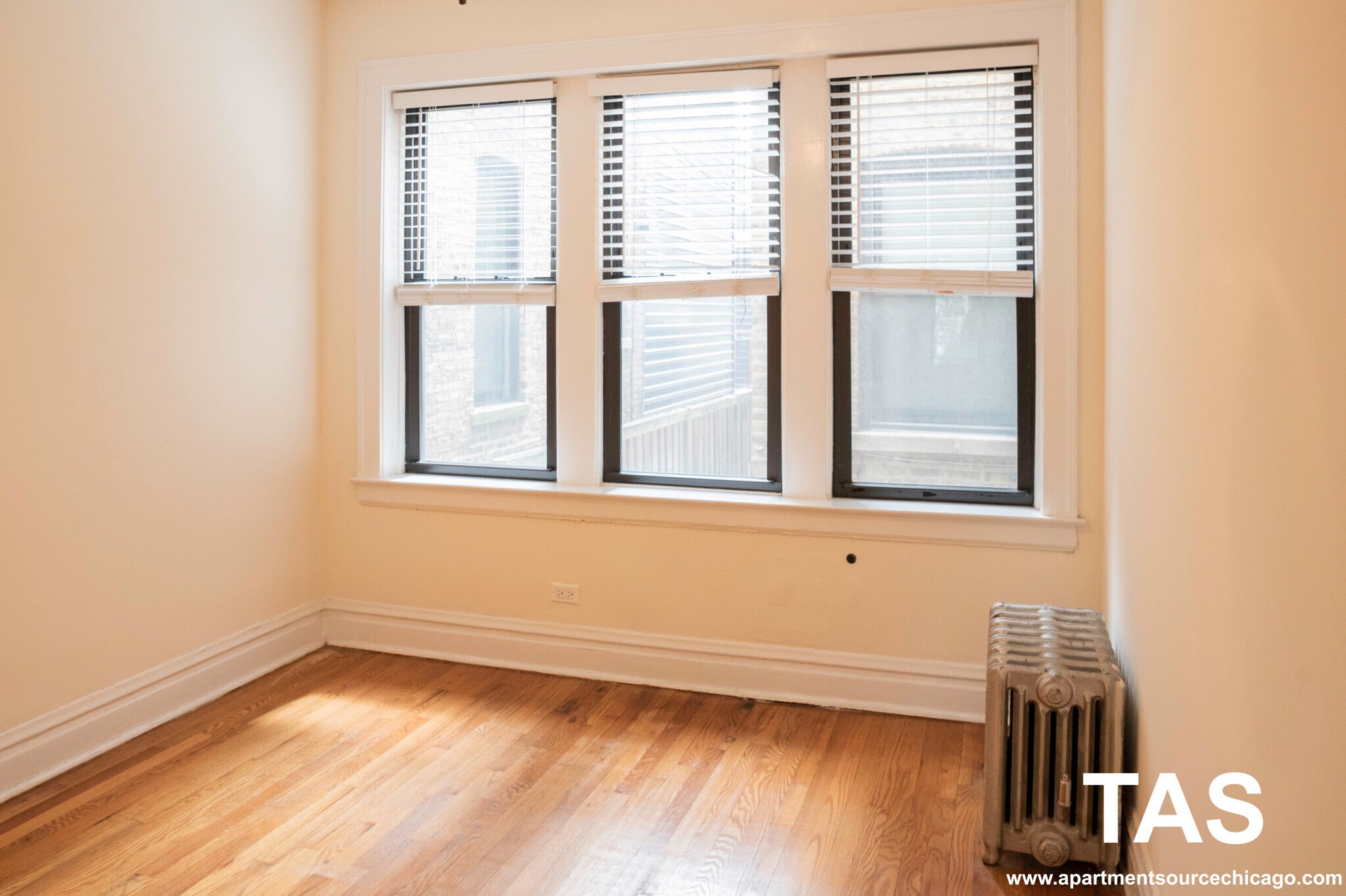 Building Photo - 2175 W Giddings St