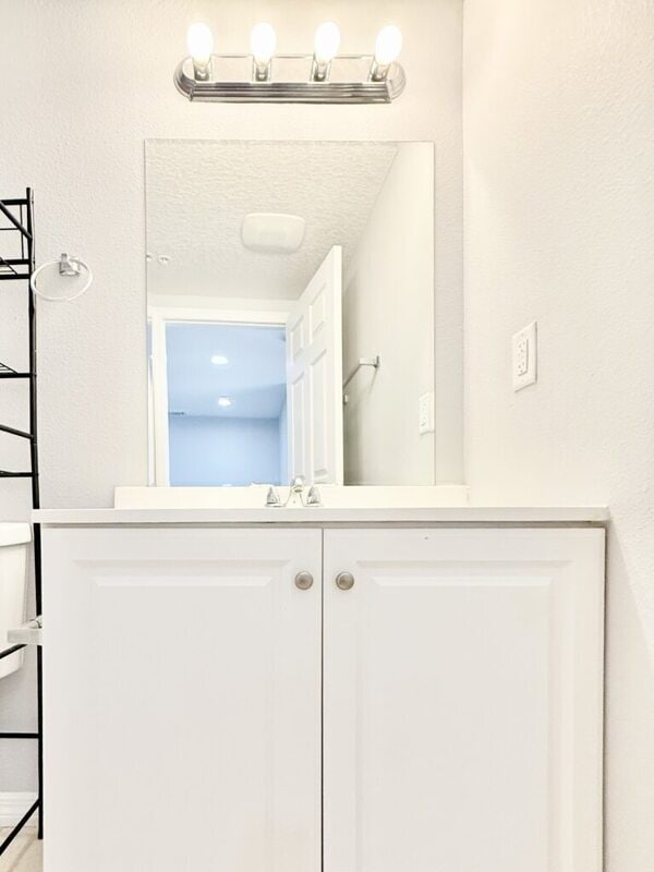 Building Photo - 425 F St