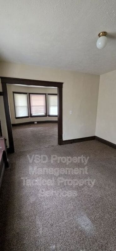 Building Photo - 12819 Edmonton Ave