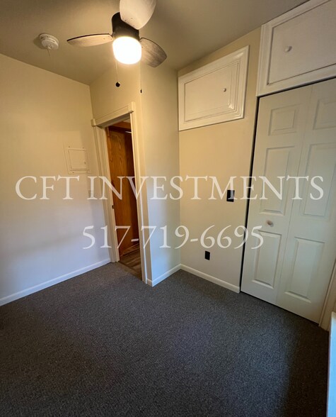 Bedroom - 319 N Cochran Ave
