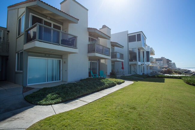 Building Photo - 1244 Seacoast Dr