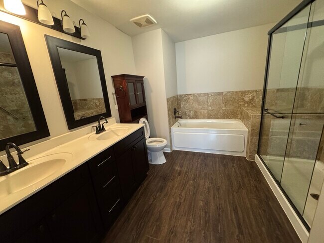 Building Photo - 2399 Stoughton Cir