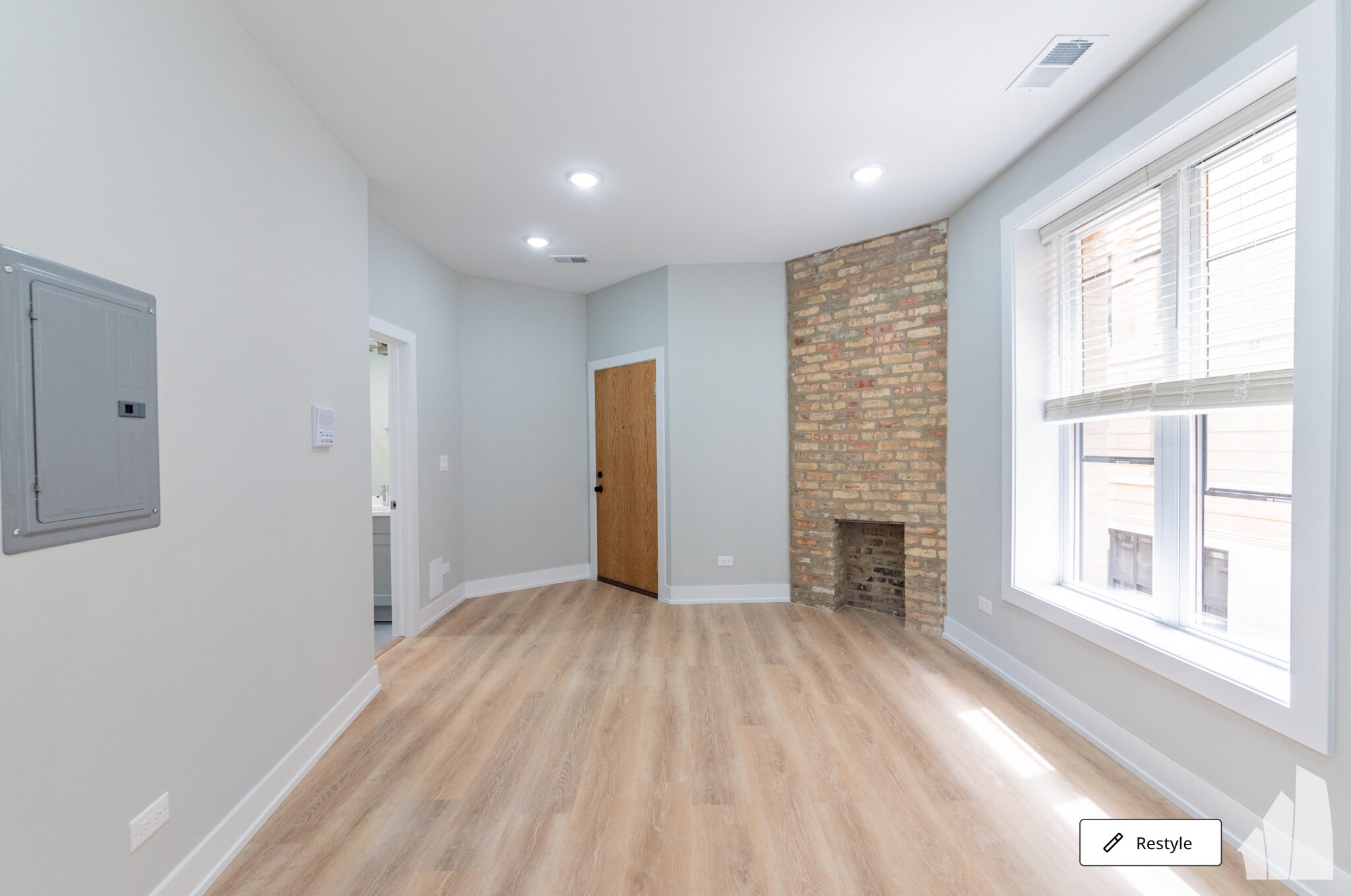 Building Photo - 437 W Belden Ave