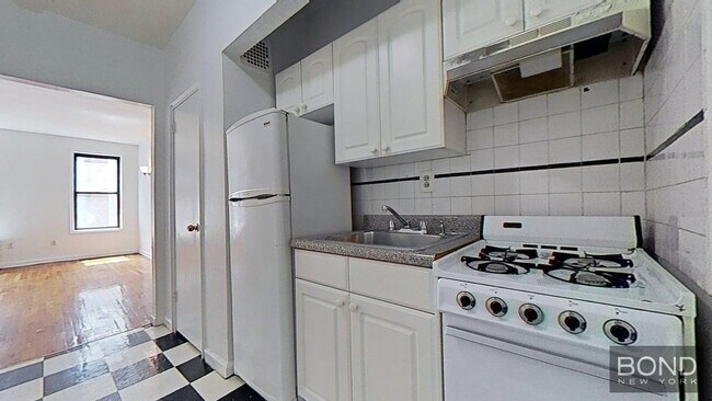 Floorplan - 330 East 74th Street