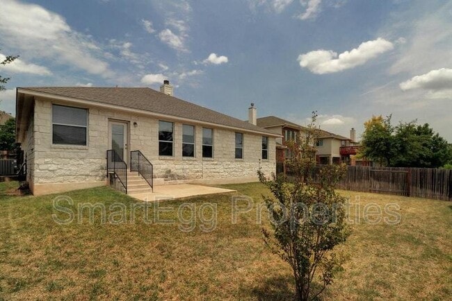 Building Photo - 1007 Linden Loop