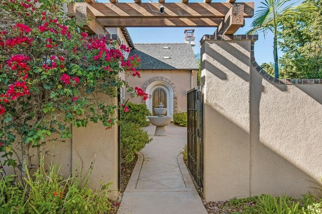 Building Photo - 2957 Ranch Gate Rd