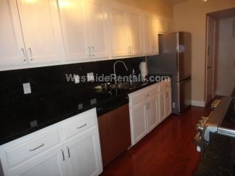 kitchen - 11970 Montana Ave