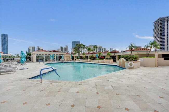 Building Photo - 19667 Turnberry Way