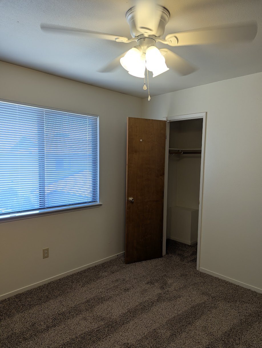 Building Photo - 850 Mission Sierra Ct