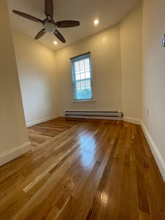 Building Photo - 45 School St