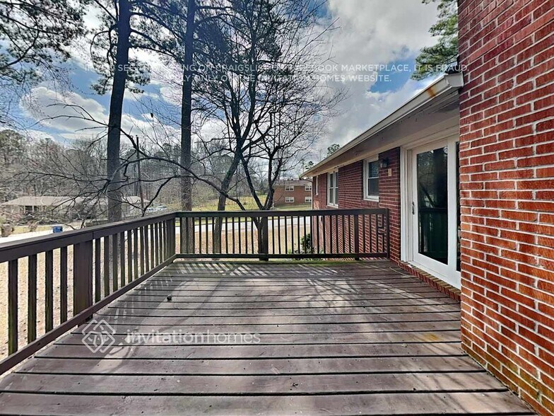 Building Photo - 4430 Pullen Ln SW