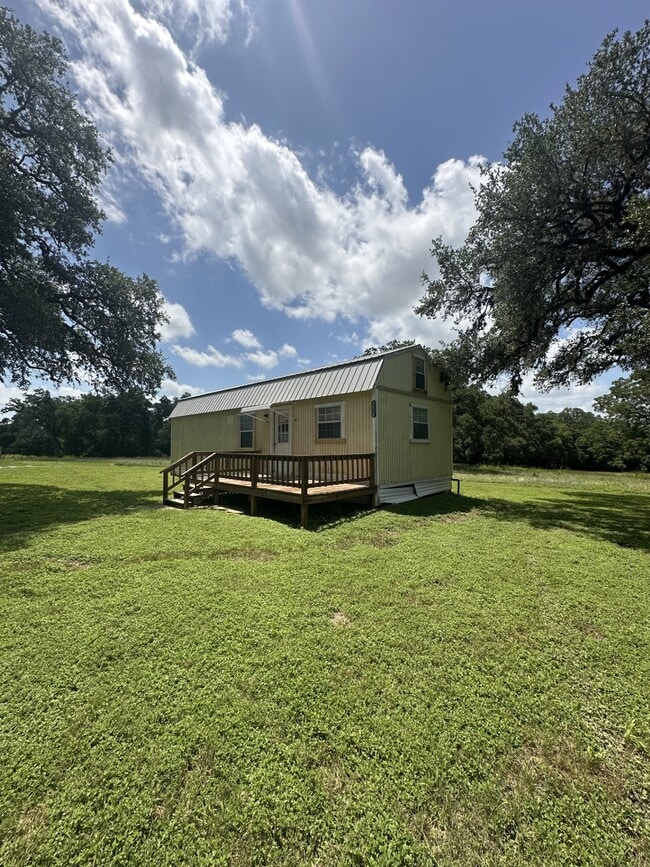 Primary Photo - 9309 Hwy 290 W